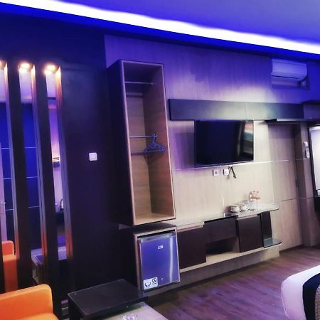 Oyo 822 Hotel Mukti Jaya Purwokerto Eksteriør bilde