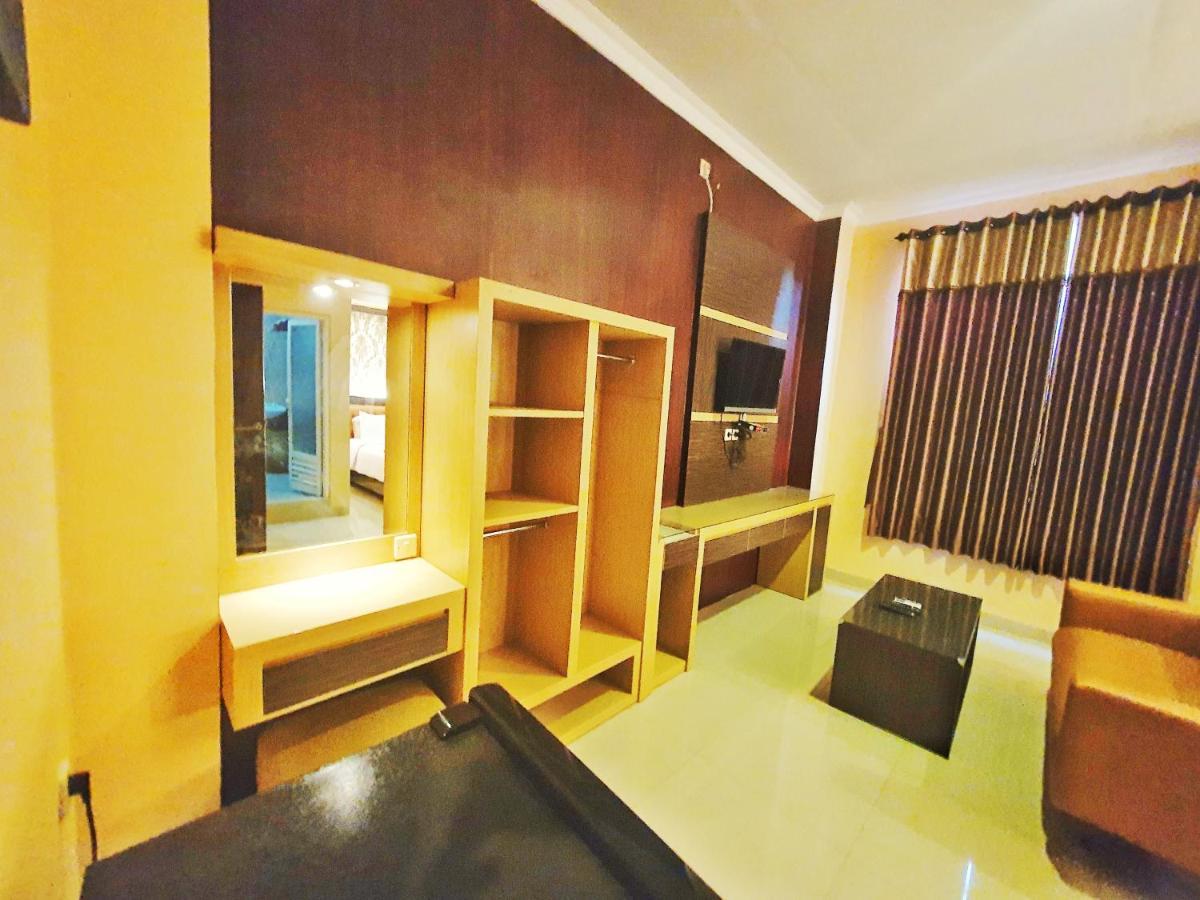 Oyo 822 Hotel Mukti Jaya Purwokerto Eksteriør bilde
